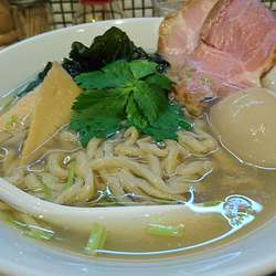 味玉貝塩らーめん