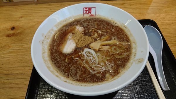 「濃厚魚介豚骨ラーメン・・780円」@GANJA RAMENの写真