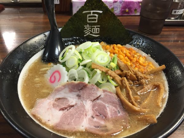 「豚骨味噌らーめん」@百麺 中目黒店の写真