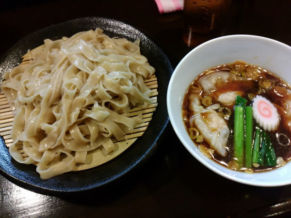 「新麦春よ来いのざる中華並900円+ワンタン」@らぁ麺 すぎ本の写真