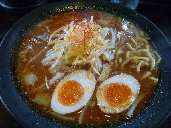 「辛味噌+味玉」@麺舞 杉のやの写真