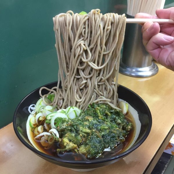 「春菊天そば」@天亀そば 神田店の写真