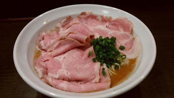 「二段仕込香蝦麺　肉増し」@灰汁中華 丿貫 福富町本店の写真