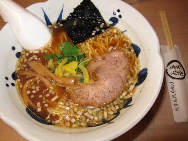 「らーめん　750円」@与ろゐ屋の写真