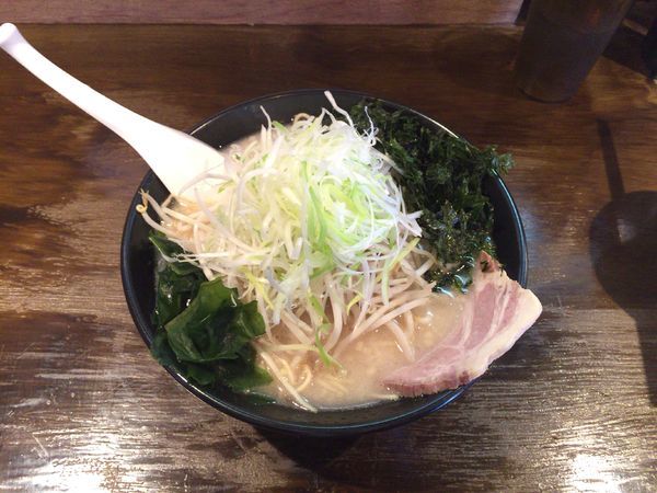 「こく旨とんこつ」@麺屋MASTER PIECE 一宮店の写真