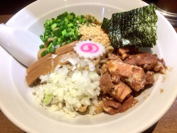 「ドラニボ ～煮干しまぜそば～  850円」@Dragon Noodle's ドラゴンラーメンの写真