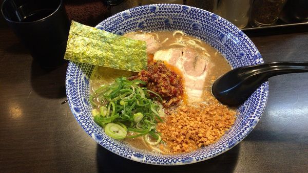 「【限定】とん塩レッチリラーメン（900円）」@ラーメンくれはの写真