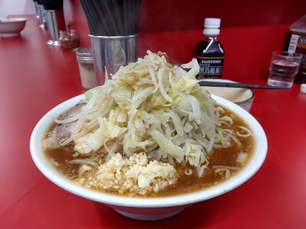 「大【nonｱﾌﾞﾗﾆﾝﾆｸﾏｼｶﾗﾒ 生卵】♪」@ラーメン二郎 神田神保町店の写真