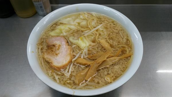 「ワンタンメン」@ホープ軒 千駄ヶ谷本店の写真