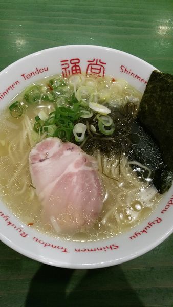 「通堂うま塩ラーメン おんな味」@琉球新麺 通堂 横浜ラーメン博物館店の写真