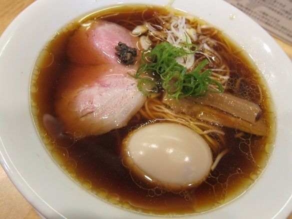 「醤油 soba　味玉」@Japanese Soba Noodles 蔦の写真