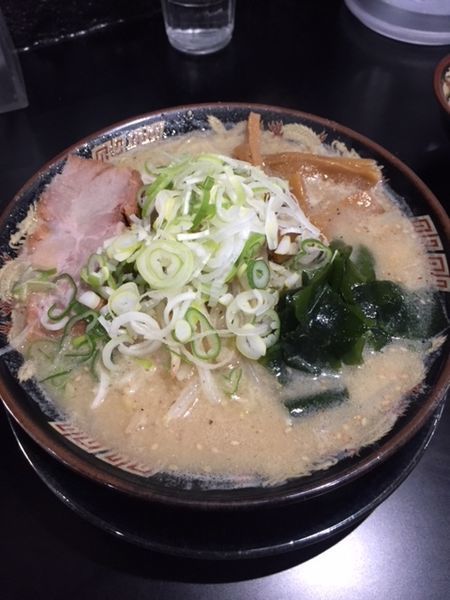 「札幌味噌らーめん　680円」@北海道らーめん みそ熊 築地店の写真