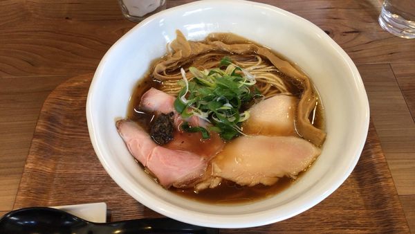 「チャーシュー2種ラーメン」@ラーメン 健やかの写真