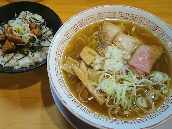 「ミニご飯ランチ（醤油らーめん＋マグロのしぐれ煮）￥750」@喜多方食堂 麺や玄 十条店の写真