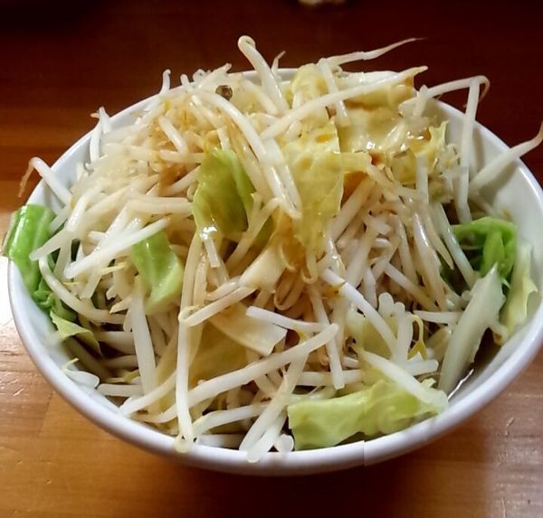 「野菜豚そば 醤油（麺半分）」@中華そば 秀の写真