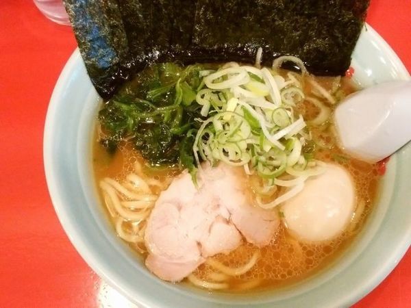 「ラーメン＋味付玉子＋のり」@おーくら家 本店の写真