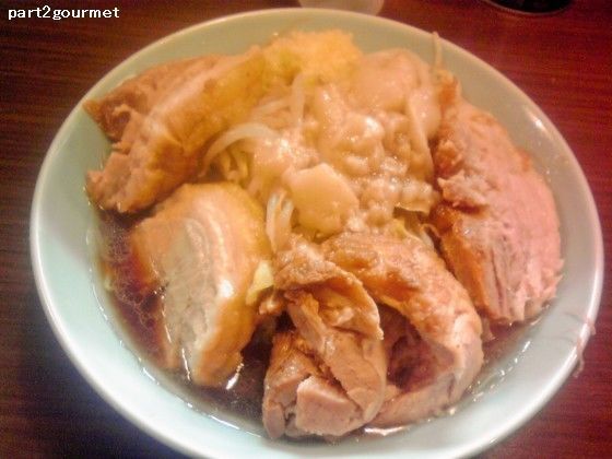 「ラーメン小豚 「ニンニクアブラ」(860円)」@かじろうramen7の写真