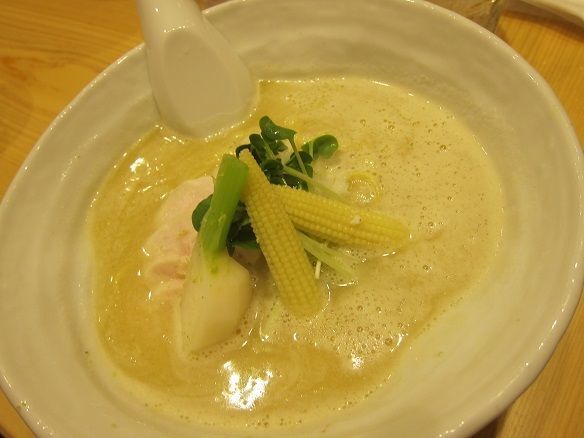 「鶏白湯SOBA」@銀座 篝の写真