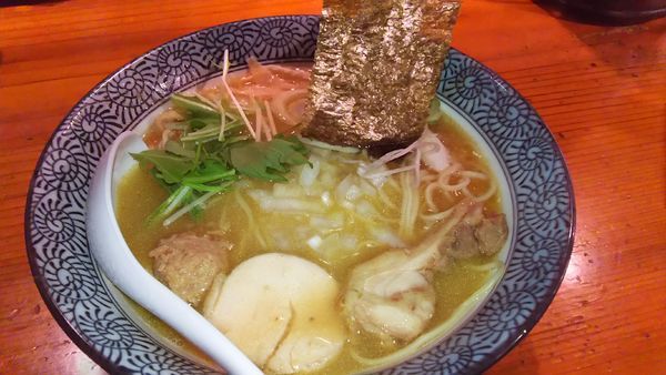 「濃厚鶏骨醤油ラーメン ￥７８０」@濃厚鶏そば 麺屋 武一 横浜関内店の写真