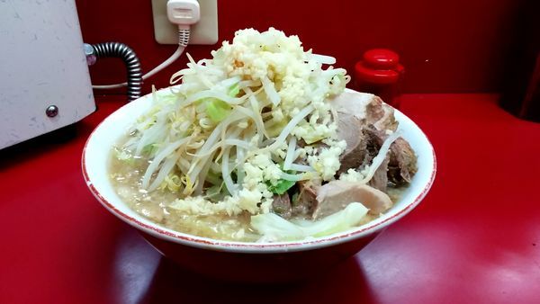 「小ブタ(カラメ・ニンニクマシマシ)」@ラーメン二郎 京急川崎店の写真