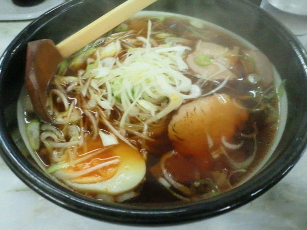 「ネギチャーシューメン 950円」@ラーメン 日高の写真