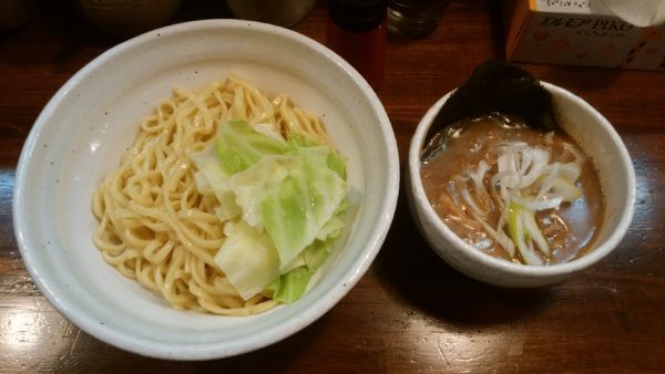 「四種の魚のつけ麺(中盛無料)」@『   』（無銘）の写真