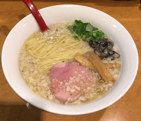 「背脂塩ラーメン（細麺￥830）」@麺屋 紅の写真