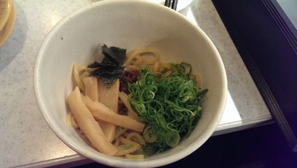 「汁なし、台湾まぜそば」@かっぱ寿司 アクロスプラザ若葉台店の写真