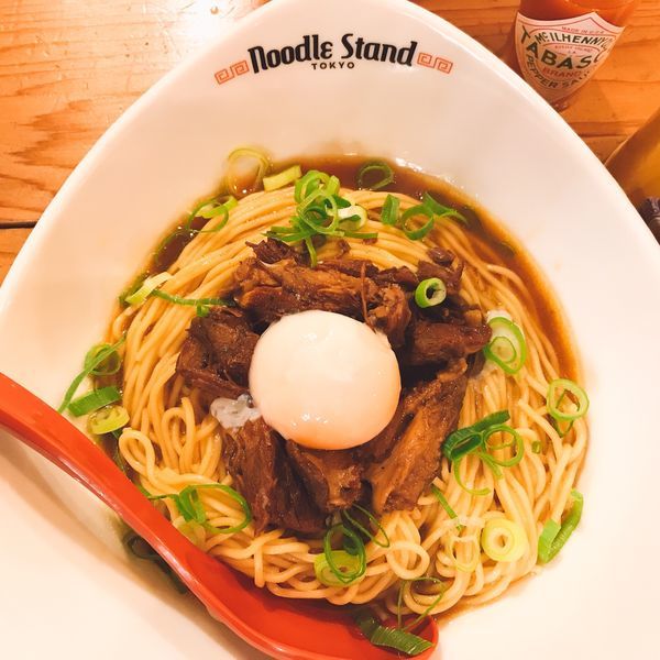 「牛煮込みまぜそば」@Noodle Stand Tokyoの写真