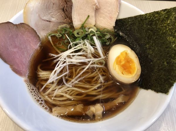 「中華そば（黒）」@人生夢路 徳麺の写真