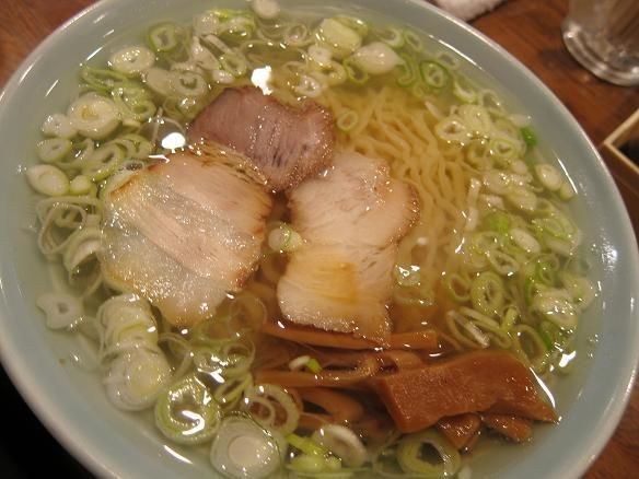 「醤油ラーメン」@丸信ラーメン 駅前店の写真