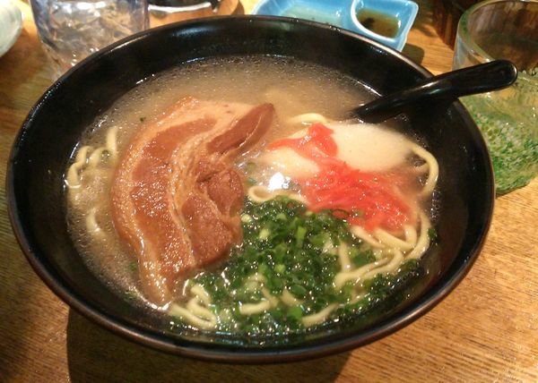 「ラフテーそば　850円」@琉球家 なんくるないさの写真