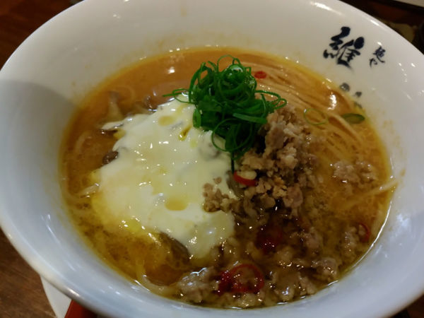 「【限定】cheese on 味噌らぁめん　1000円」@麺や維新の写真