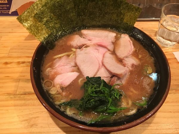 「ラーメン 大盛 海苔」@秋葉原ラーメン わいずの写真