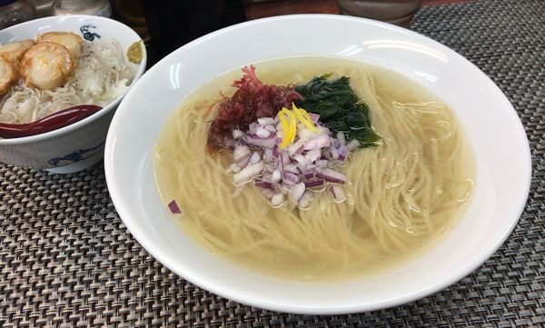 「アラ出汁塩(ヒソヒソ限定)ごはん付(850円)」@麺や 睡蓮の写真