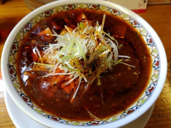 「辛っとろ麻婆麺　850円」@辛っとろ麻婆麺 あかずきんの写真