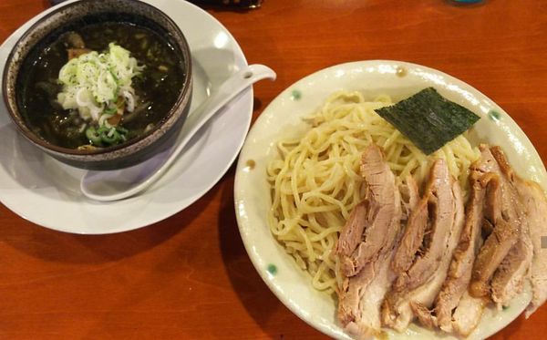 「黒ごまチャーシューつけ麺」@つけ麺屋 よつばの写真