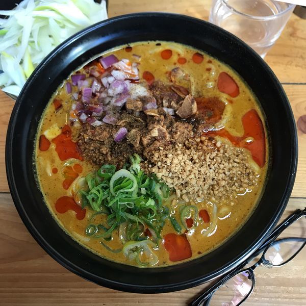 「カレー担々麺(汁あり) 並」@自家製麺 てんかの写真