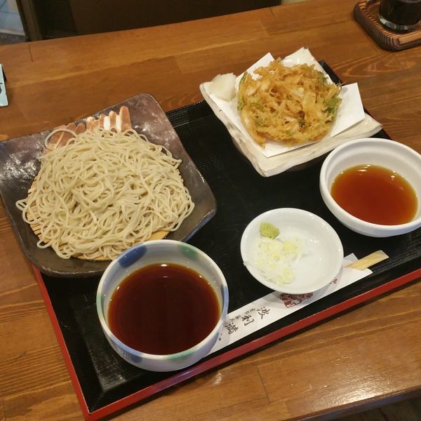 「白えびかき揚げそば(冷たいそば)」@手打ちそば処 波利満屋の写真
