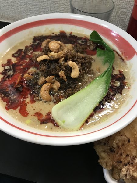 「魚辛担担麺  ミニチキン」@自家製麺SHINの写真