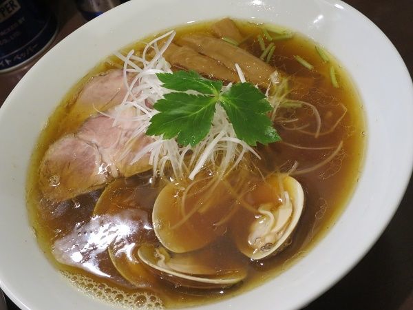 「蛤醤油そば」@麺屋 遊仁の写真