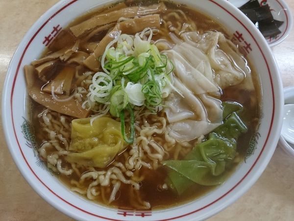 「ワンタン麺 大盛」@中華そば あお鬼の写真