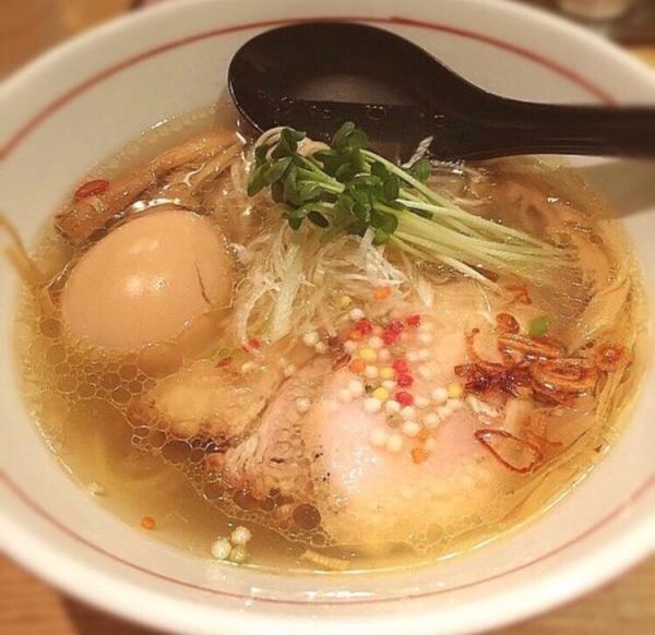 「塩そば」@地球の中華そばの写真