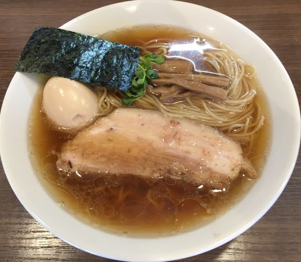 「中華そば・中盛り＋味玉（￥700＋￥100）」@らーめん 夢中の写真