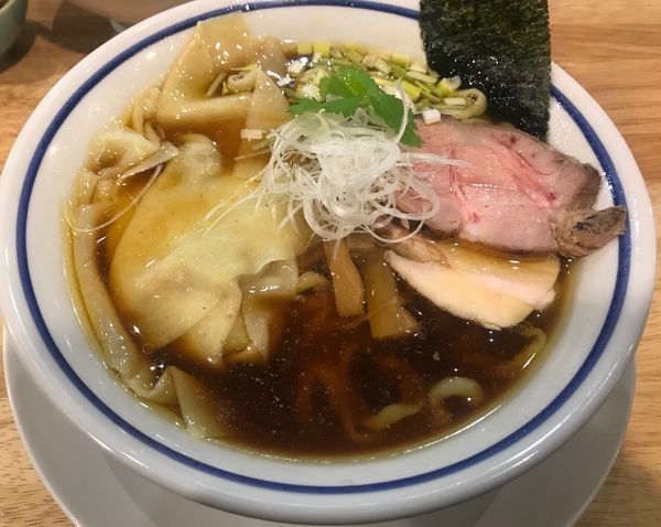 「ワンタン中華そば(醤油)」@手打式超多加水麺 ののくらの写真