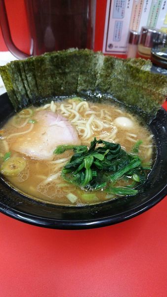 「醤油ラーメン700円小ライス50円海苔クーポン0円」@壱六家 上大岡店の写真