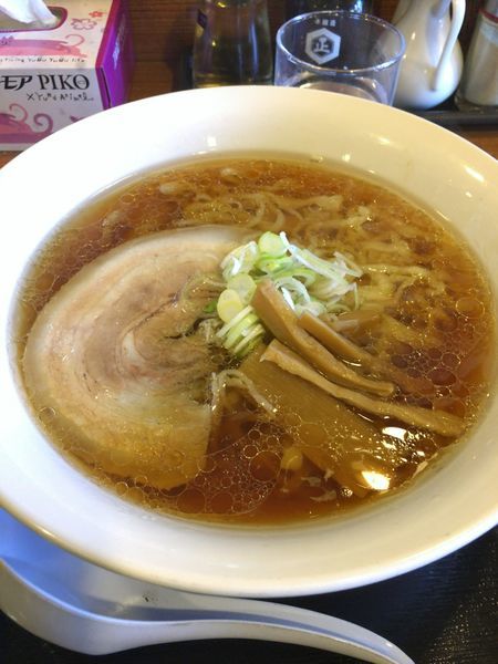 「醤油ラーメン」@手打ちらーめん はやぶさの写真