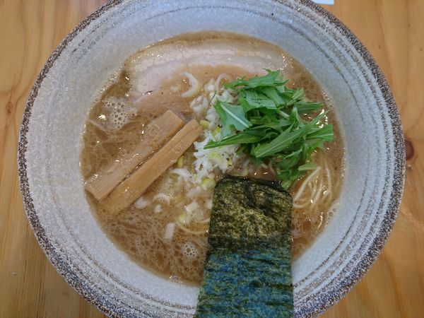 「芳醇らーめん（細麺）」@麺屋くおん 上里店の写真
