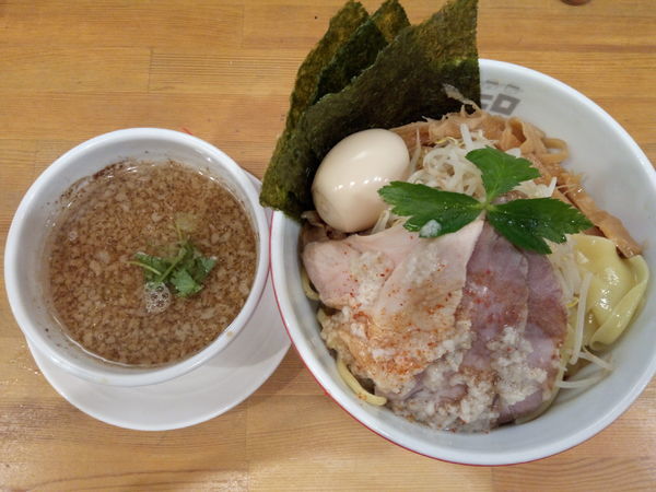 「煮干特製つけそば」@中華そば ムタヒロ 大阪福島店の写真