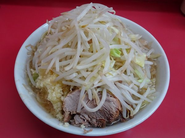 「小ラーメン（700円）ヤサイニンニク」@ラーメン二郎 小岩店の写真